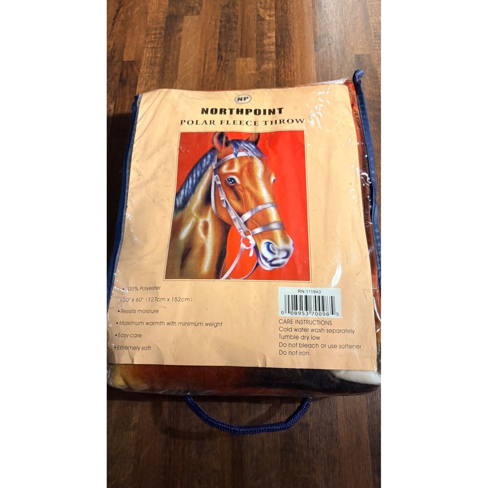 Northpoint Polar‎ Fleece Throw Horse Graphic Red Blanket 50x60  NEW